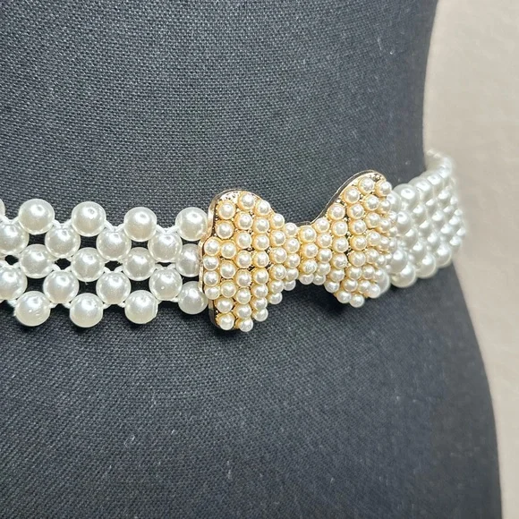Women's Elastic Golden Pearl Bow Belt - Picture 4 of 7